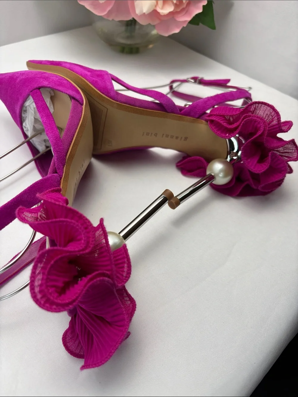 Gianni Bini Womens 8.5 Fuchsia Pointed Toe Pearl-Heel Statement Pumps#717
